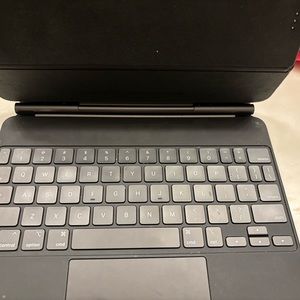 Apple Magic Keyboard for iPad Air or pro 11 inch